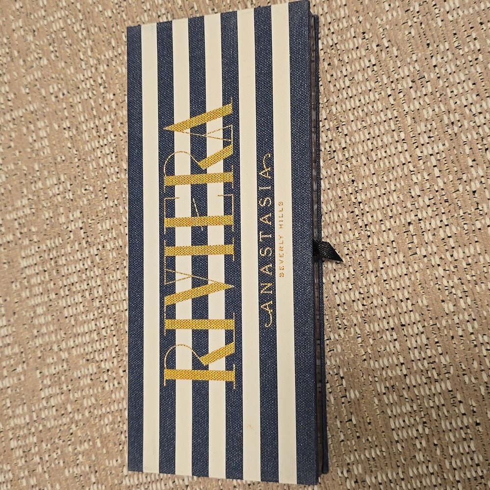 ANASTASIA Riviera Eyeshadow Palette